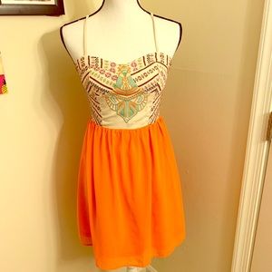 🔥3 for $10 SALE EUC Flying tomato orange cream tribal dress